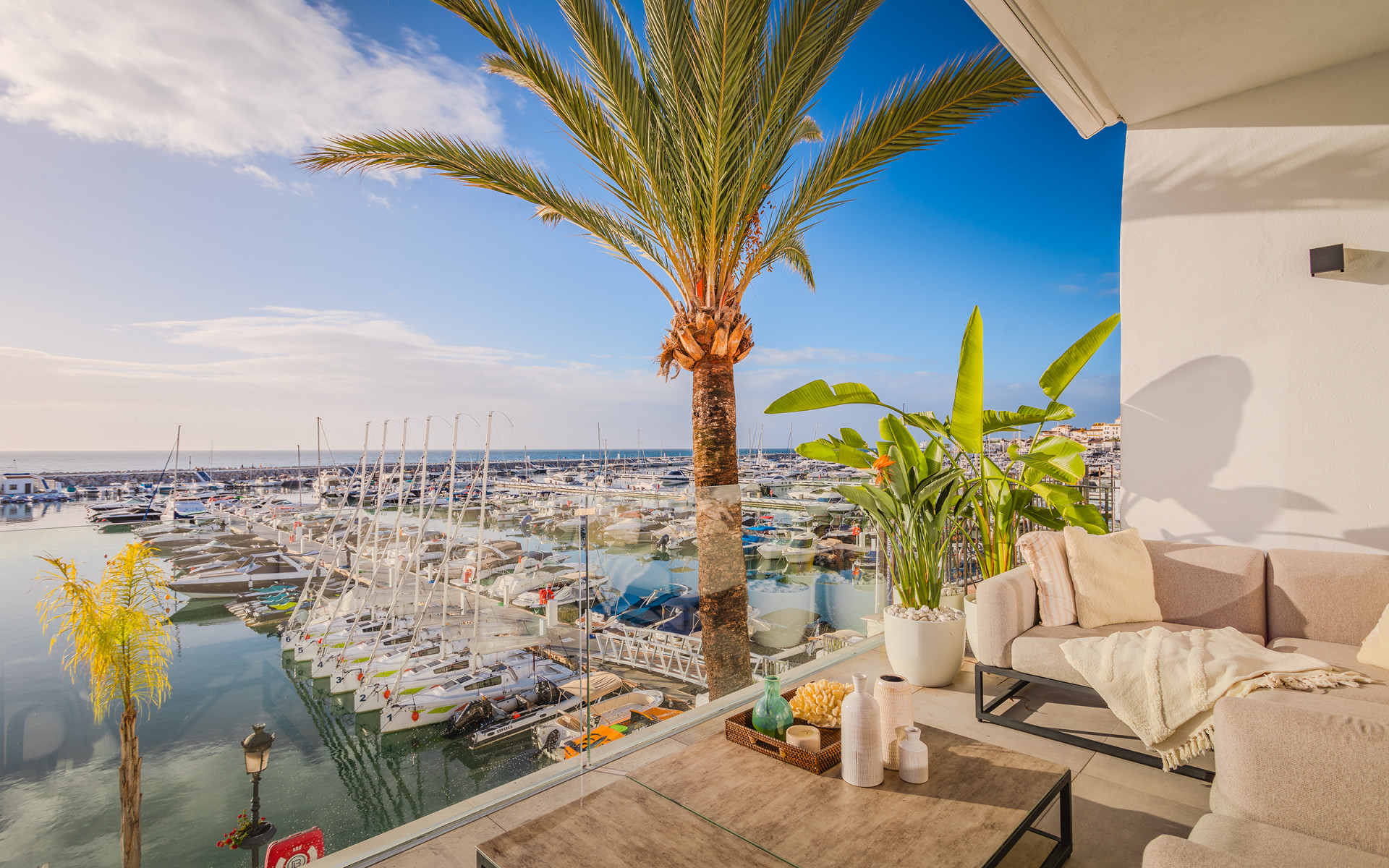Ático de 4 Dormitorios en venta en Puerto Banús, Marbella