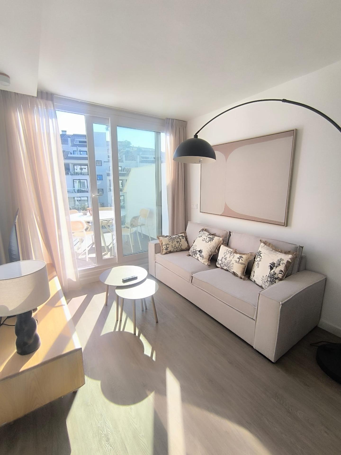2 Bed - Apartment for Rent in Torreblanca del Sol, Fuengirola