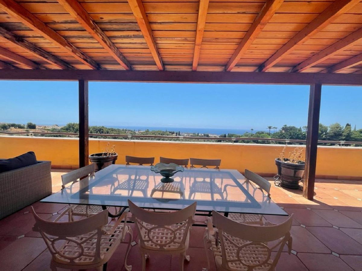 3 спални, 2 бани - Пентхаус за продажба в Sierra Blanca, Marbella