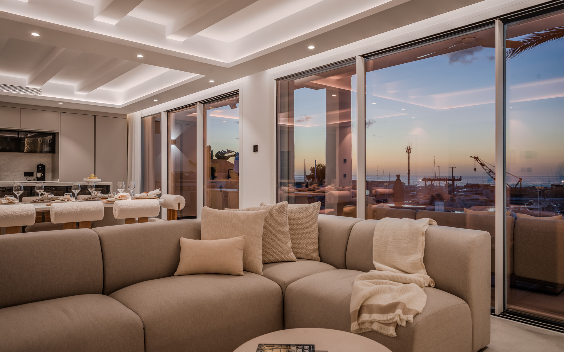 Ático de 4 Dormitorios en venta en Puerto Banús, Marbella