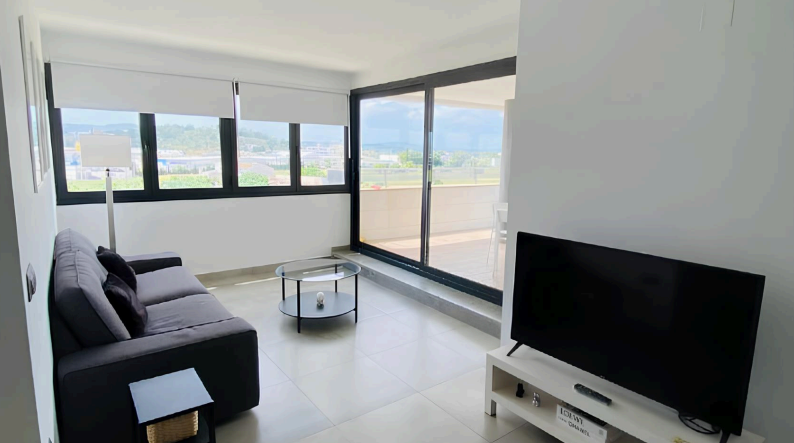 Piso de 3 Dormitorios en venta en Talamanca, Eivissa