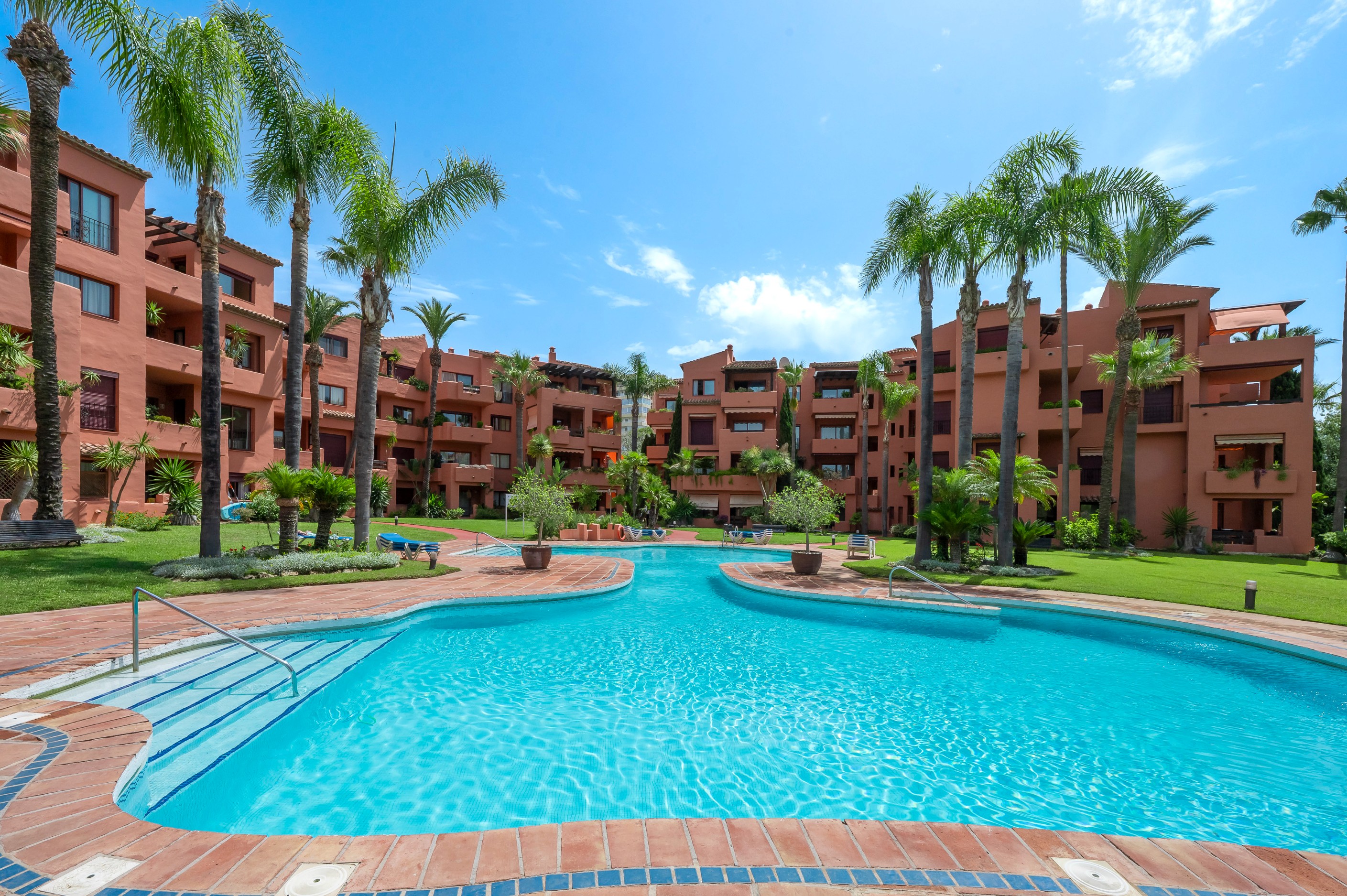 Ático de 2 Dormitorios en venta en Marbella