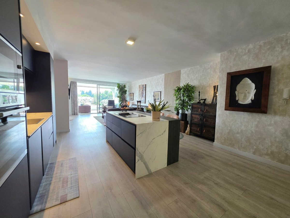 2 кровать 2 ванна Квартира для продажи в La Quinta, Benahavis