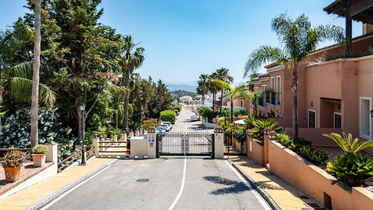 3 Bed - Villa for Sale in Coin