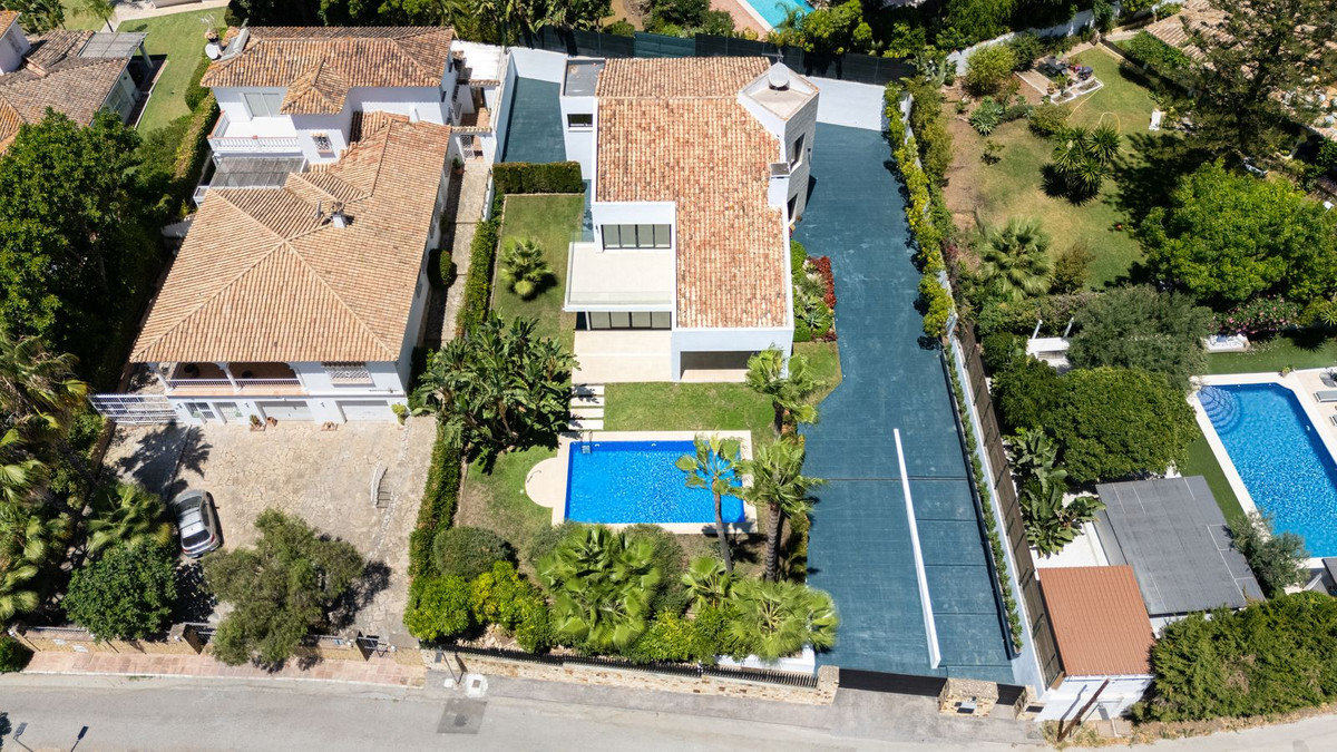 Casa de 4 Dormitorios en venta en San Pedro de Alcántara