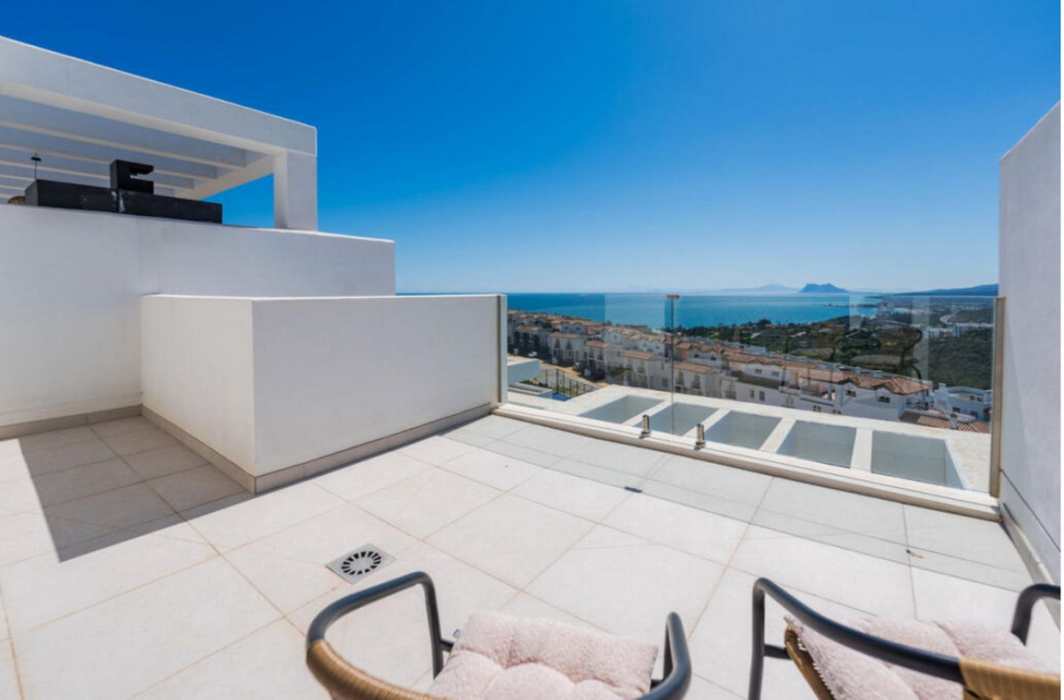 4 Bed, 3 Bath - Townhouse for Sale in Manilva