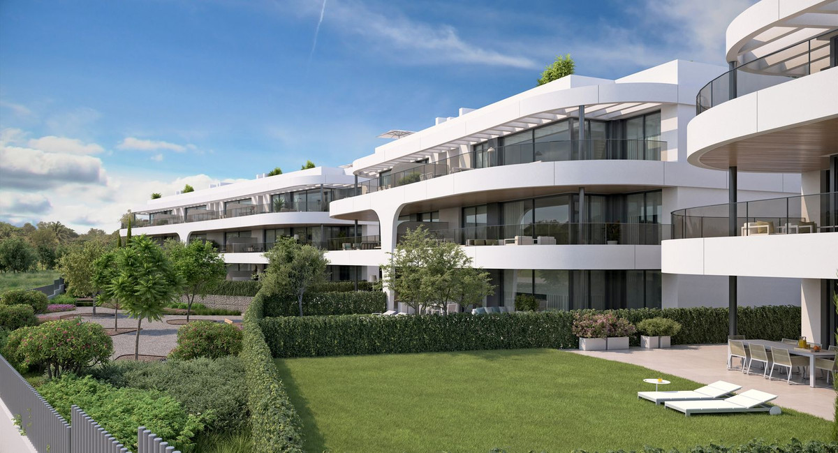 Piso de 3 Dormitorios en venta en Estepona