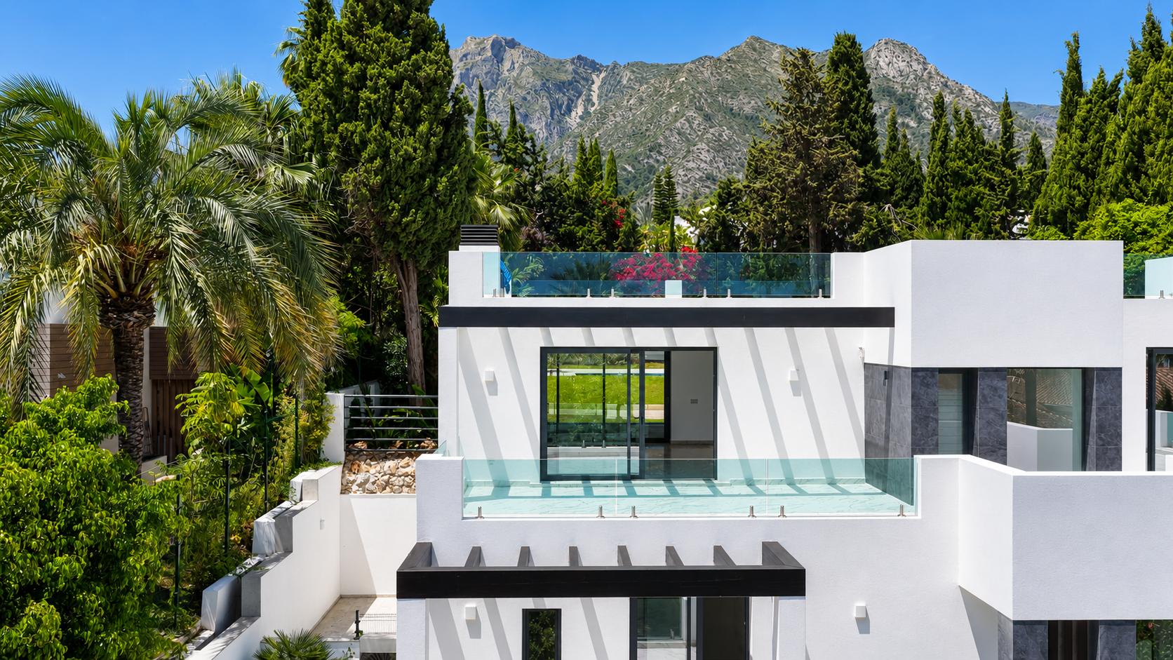 Casa de 5 Dormitorios en venta en Marbella