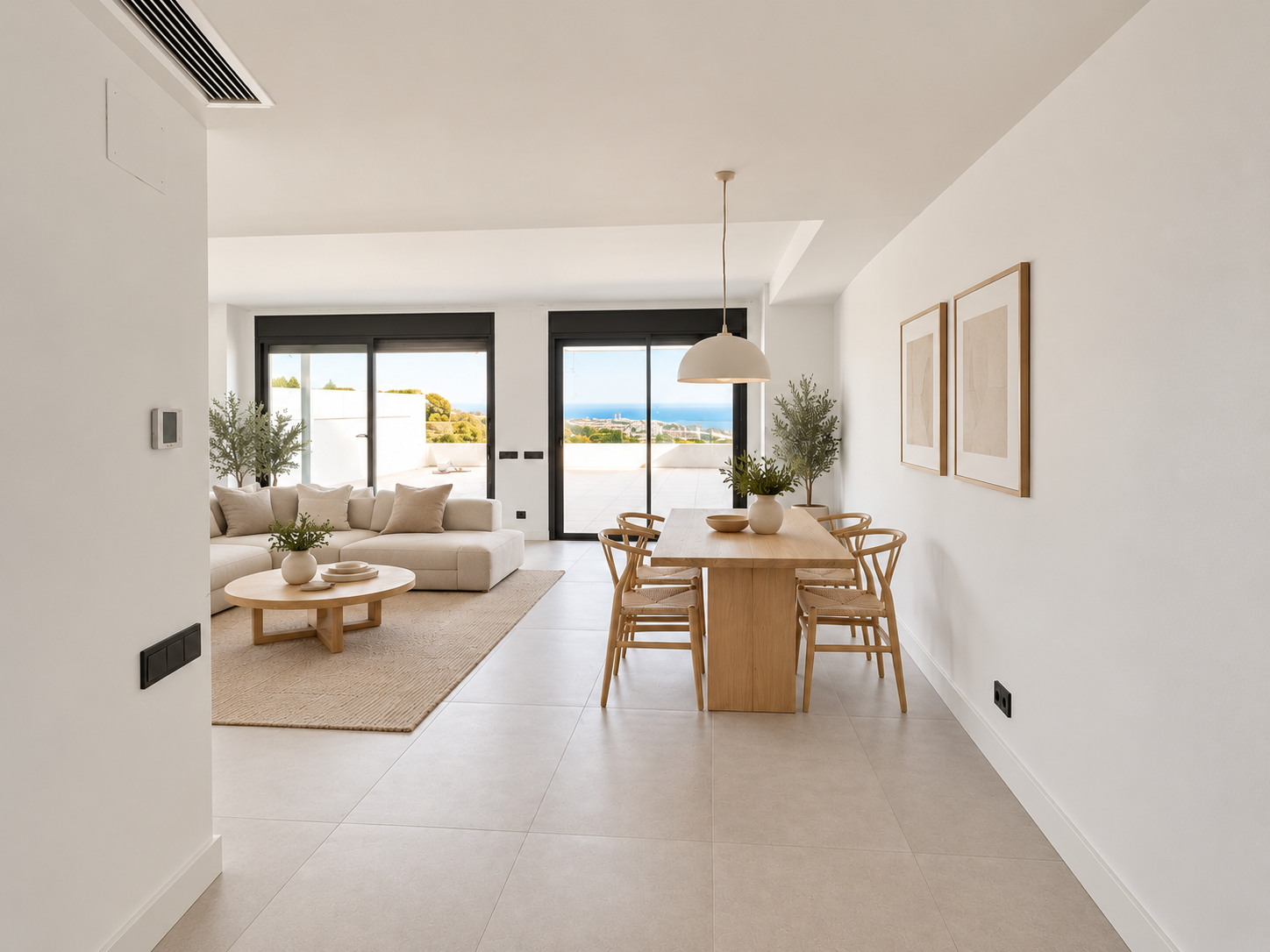 3 Bed, 2 Bath - Apartment for Sale in Los Monteros, Marbella
