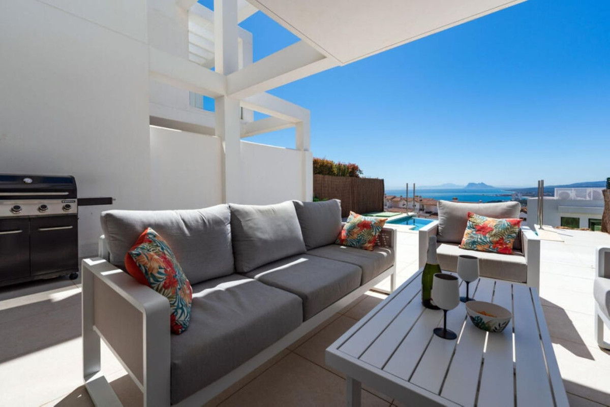 4 Bed, 3 Bath - Townhouse for Sale in Manilva