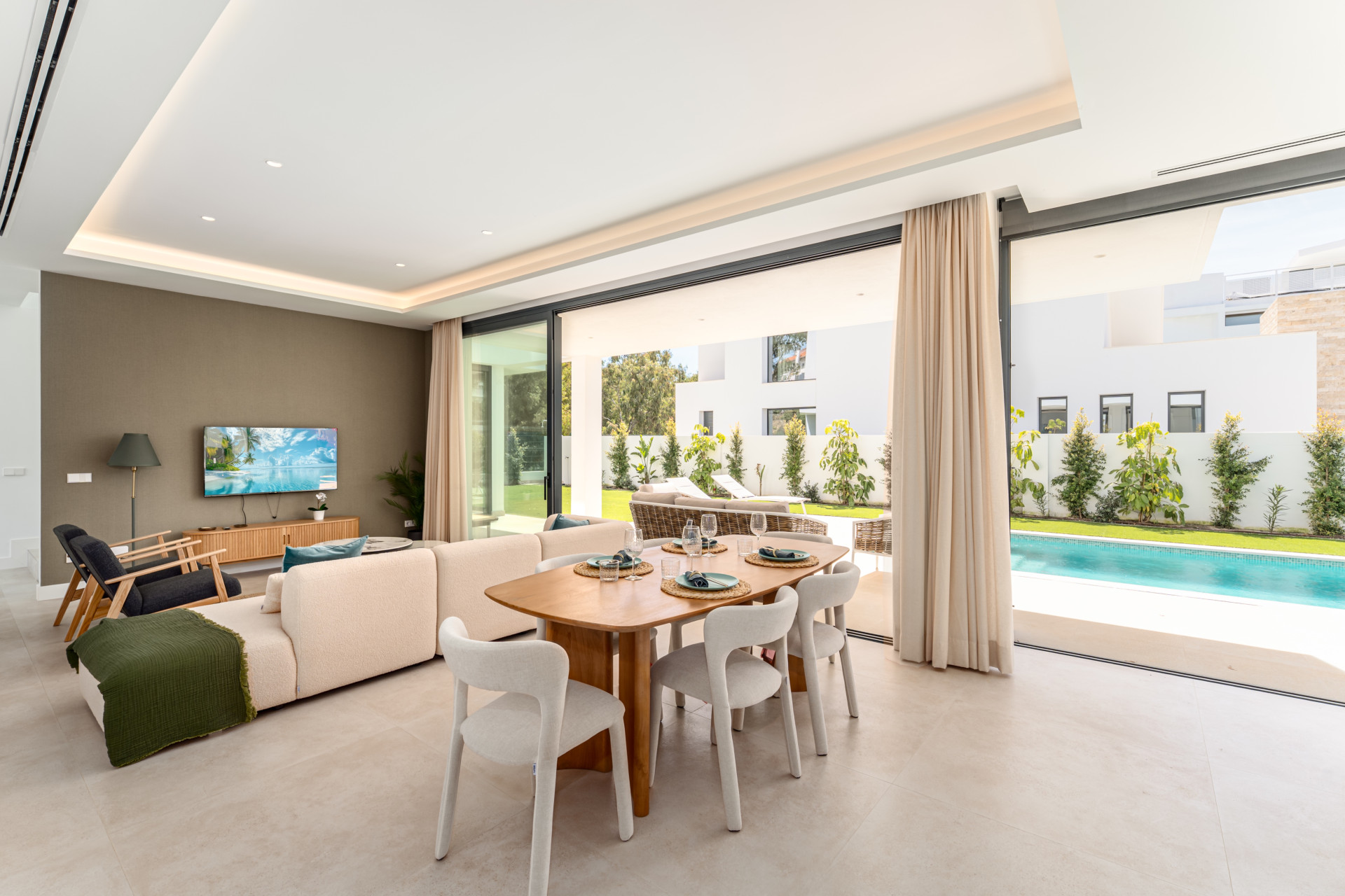 Casa de 5 Dormitorios y 5 Baños en venta en San Pedro de Alcántara