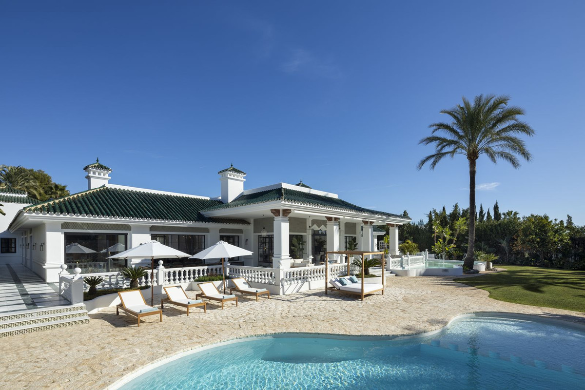 12 кровать 12 ванна Вилла для продажи в Nueva Andalucia, Marbella