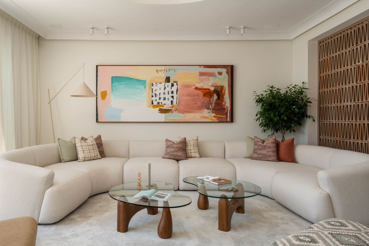 Casa de 3 Dormitorios en venta en Milla de Oro, Marbella