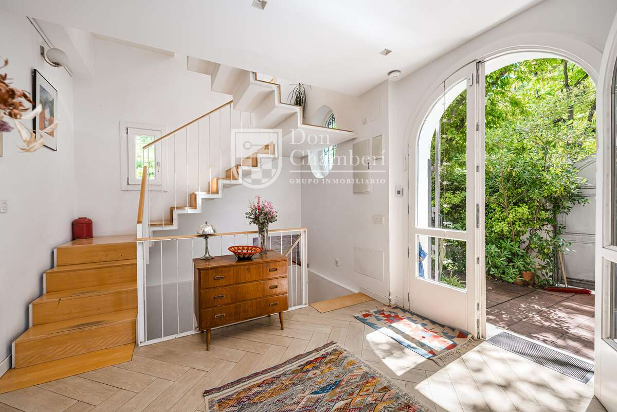 Casa de 6 Dormitorios y 3 Baños en venta en Retiro, Madrid