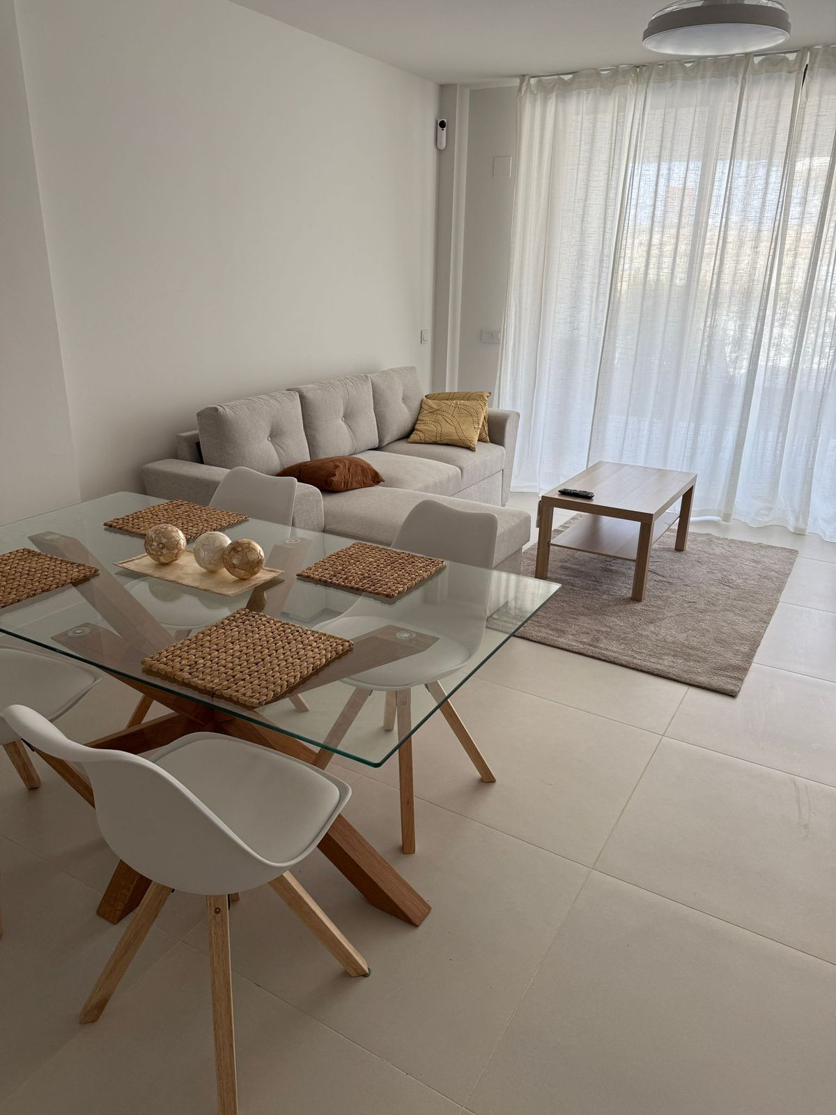 Piso de 2 Dormitorios en venta en Benalmádena Costa