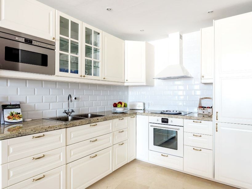 2 Bed - Apartment Holiday Rental in La Alqueria, Estepona