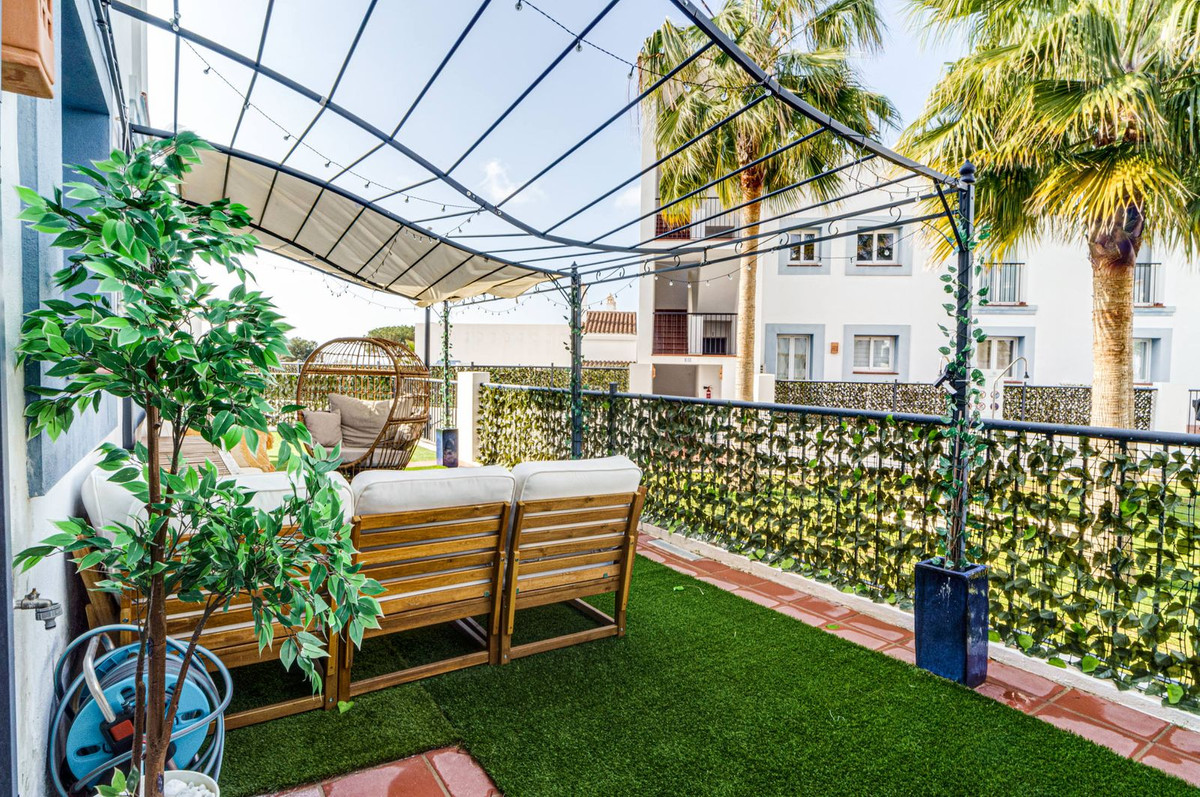 Piso de 3 Dormitorios y 2 Baños en venta en Benahavís