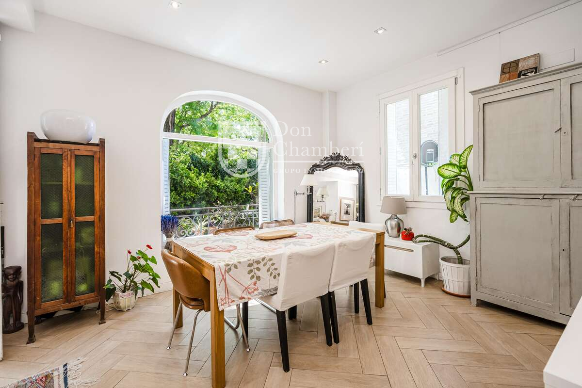 Casa de 6 Dormitorios y 3 Baños en venta en Retiro, Madrid