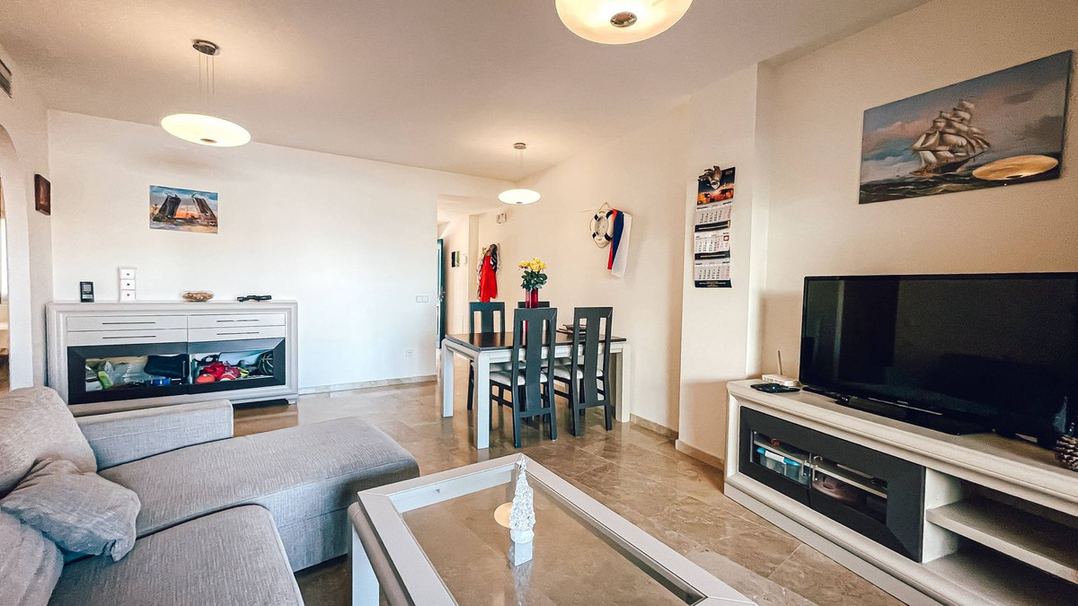 Piso de 2 Dormitorios y 2 Baños en venta en La Duquesa