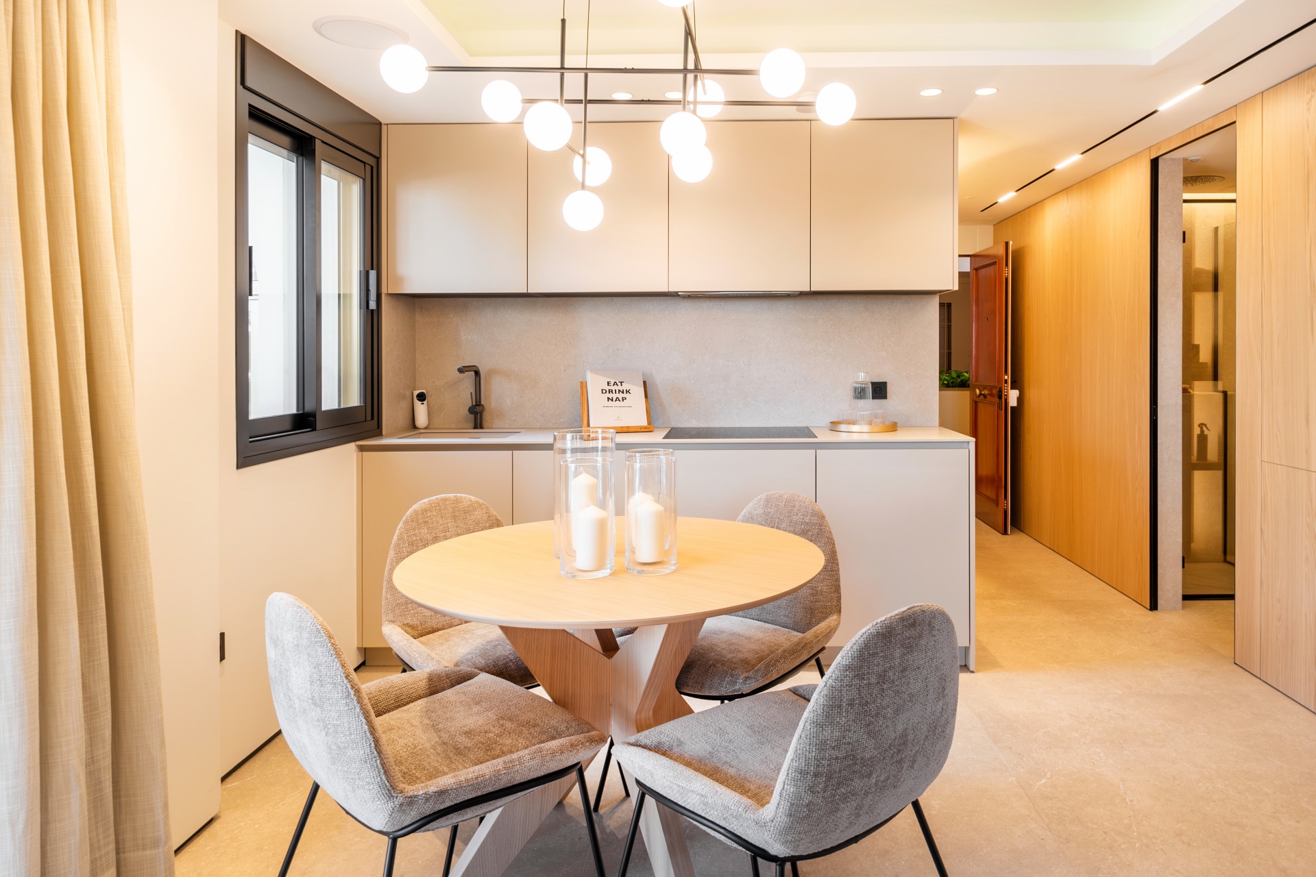 2 Bed - Apartment for Sale in Nueva Andalucia, Marbella