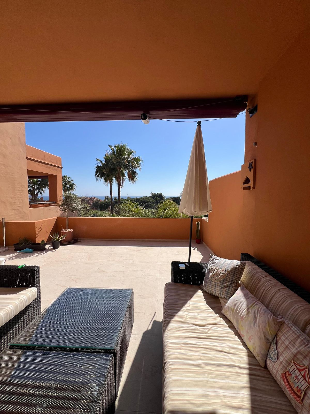 Piso de 2 Dormitorios en alquiler en Bahía de Marbella