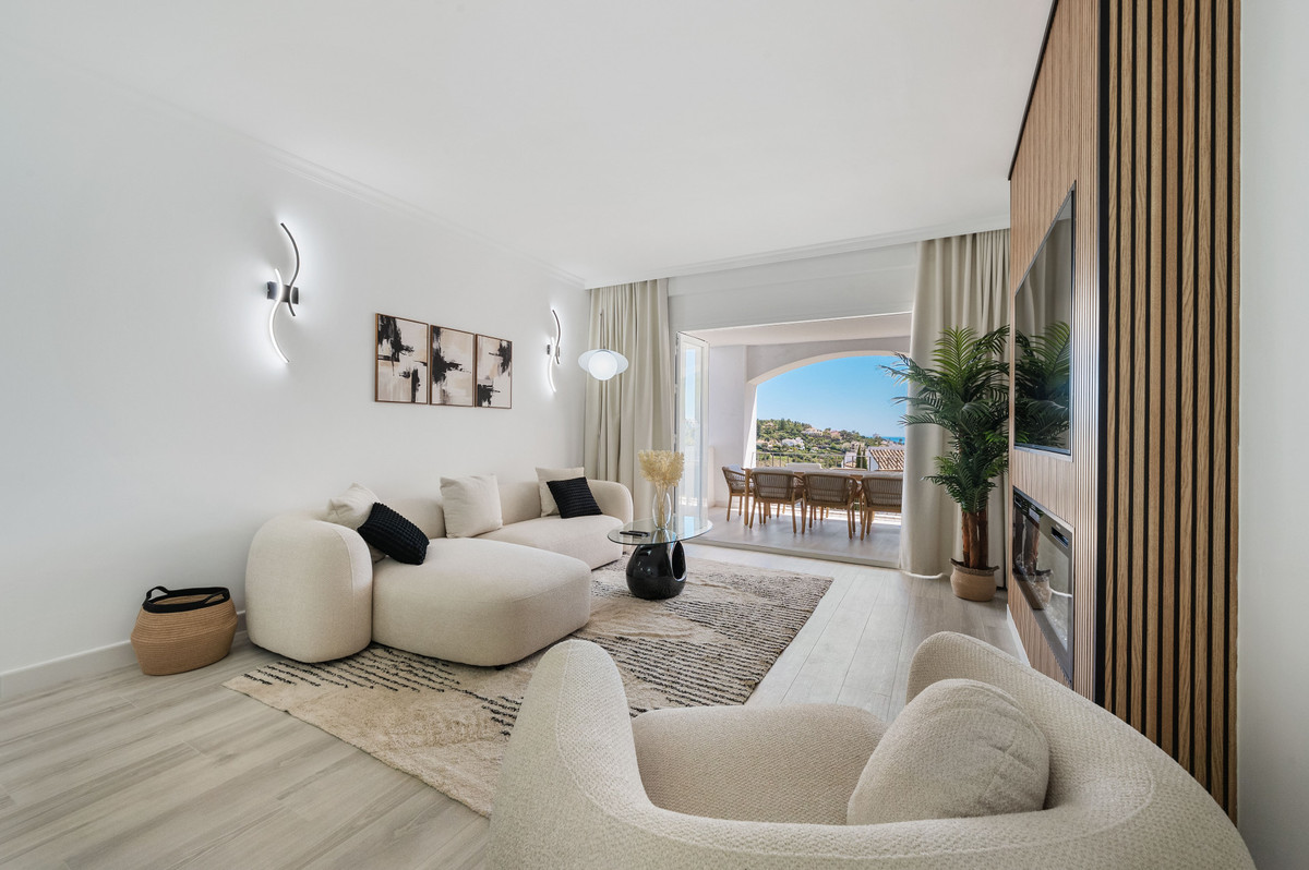 Piso de 3 Dormitorios y 2 Baños en venta en Benahavís