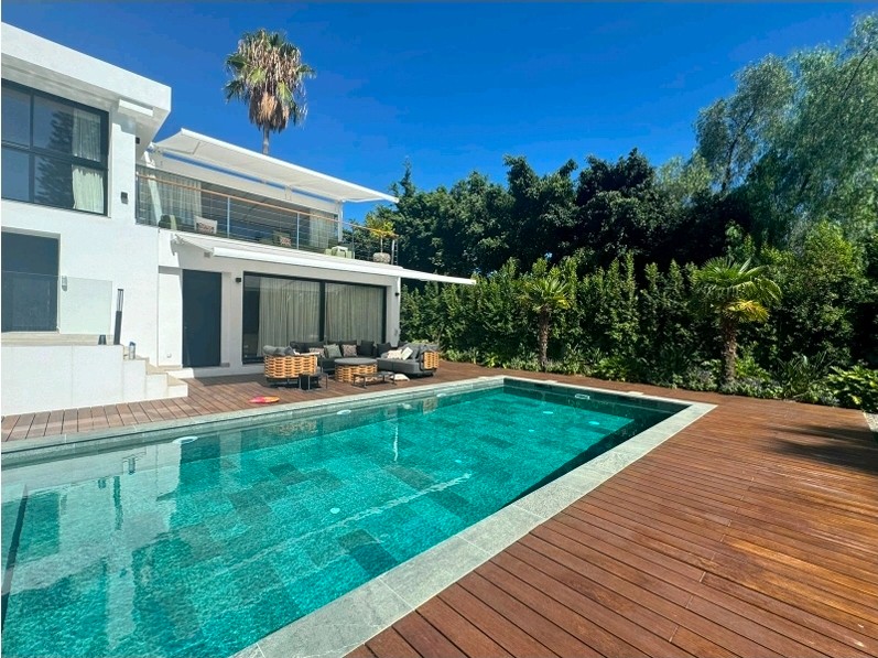 5 спални, 7 бани - Вила за продажба в El Rosario, Marbella