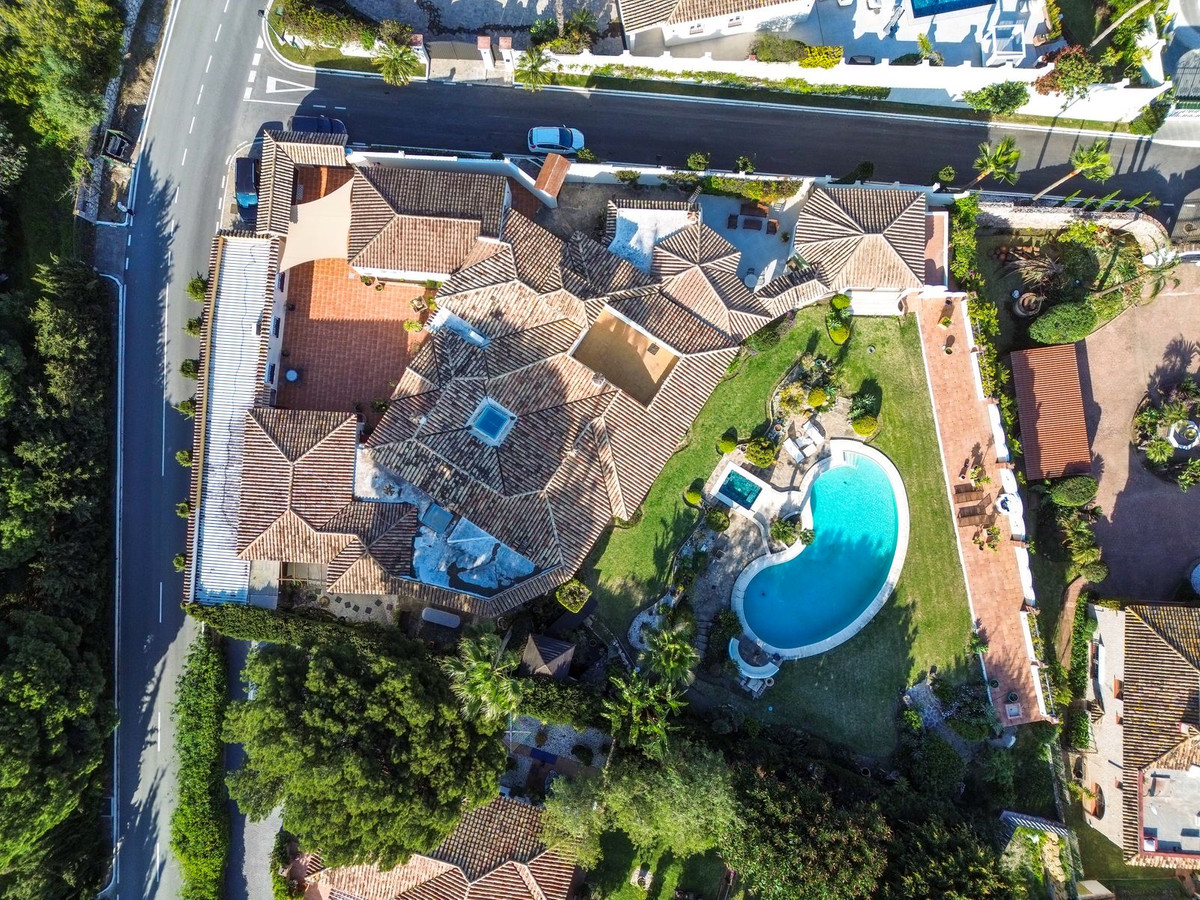Casa de 4 Dormitorios y 4 Baños en venta en Benahavís