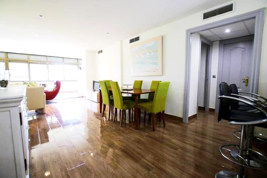 Piso de 4 Dormitorios y 2 Baños en alquiler vacacional en Torremolinos