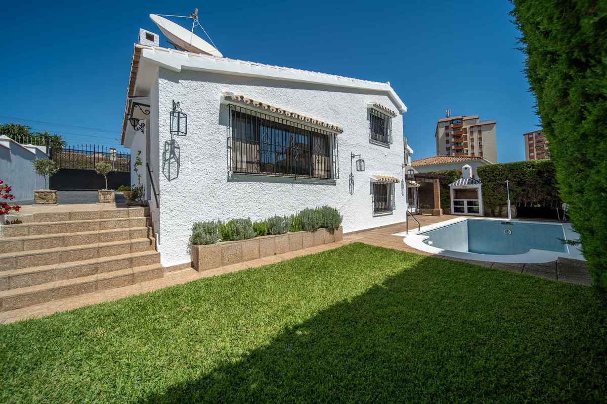 3 кровать 3 ванна Вилла для продажи в Fuengirola