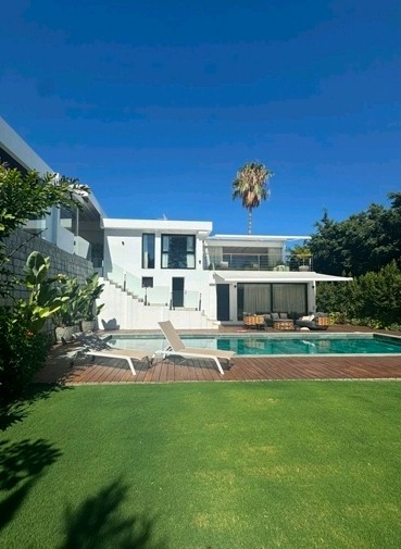 5 спални, 7 бани - Вила за продажба в El Rosario, Marbella
