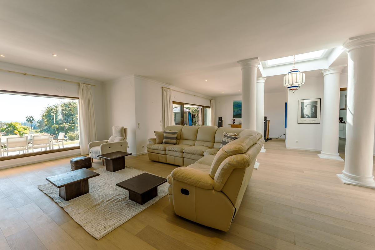 Casa de 4 Dormitorios y 4 Baños en venta en Benahavís