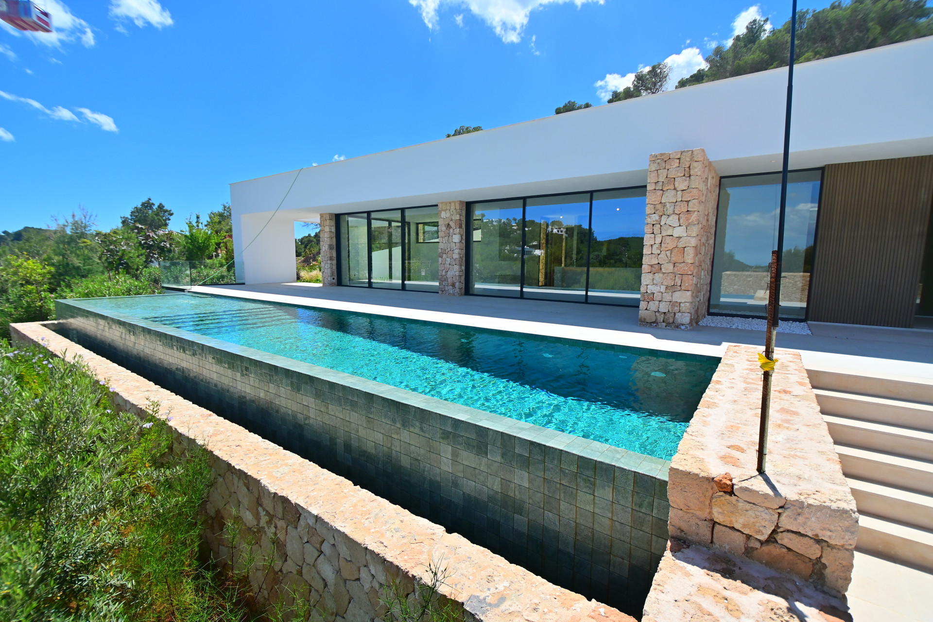 Casa de 4 Dormitorios y 5 Baños en venta en Roca Llisa