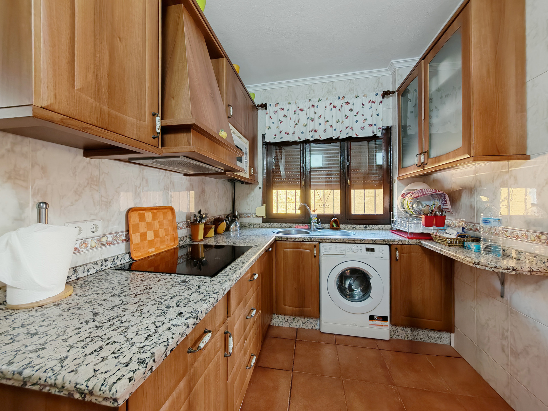 Finca de 3 Dormitorios en venta en Estepona
