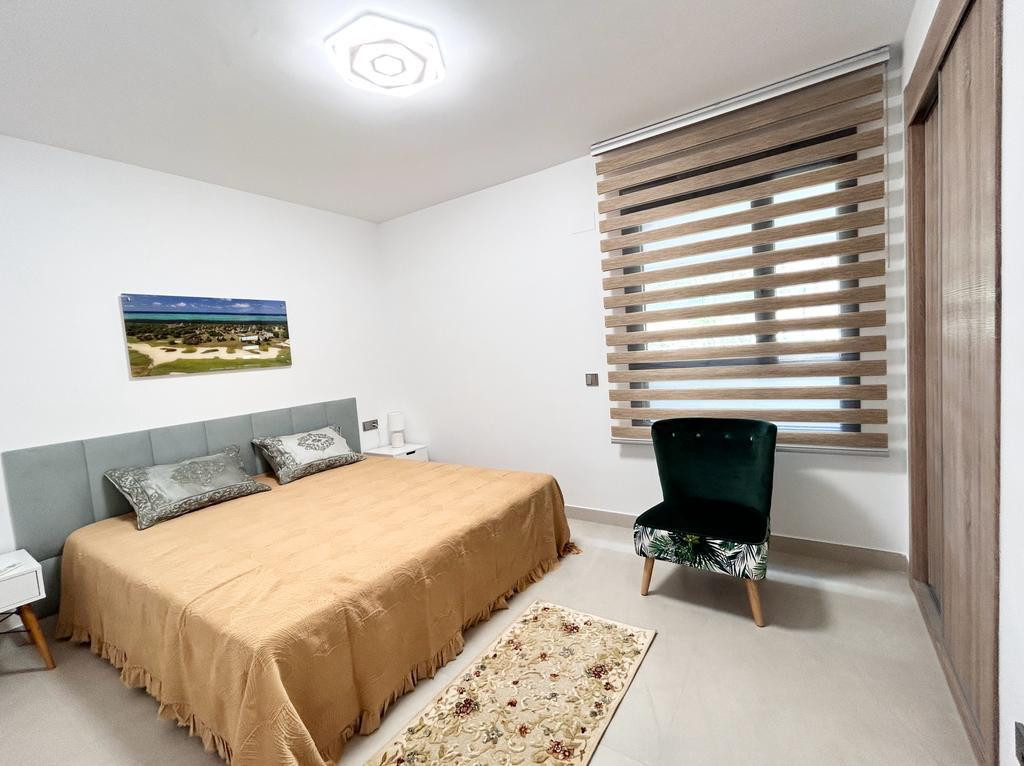 Piso de 3 Dormitorios y 2 Baños en alquiler en La Quinta, Benahavís