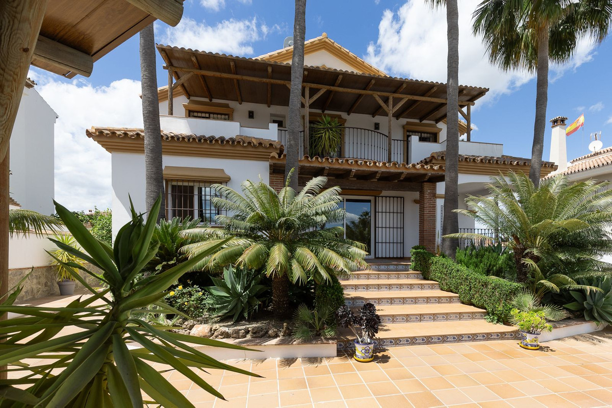Casa de 4 Dormitorios en venta en Alhaurin el Grande