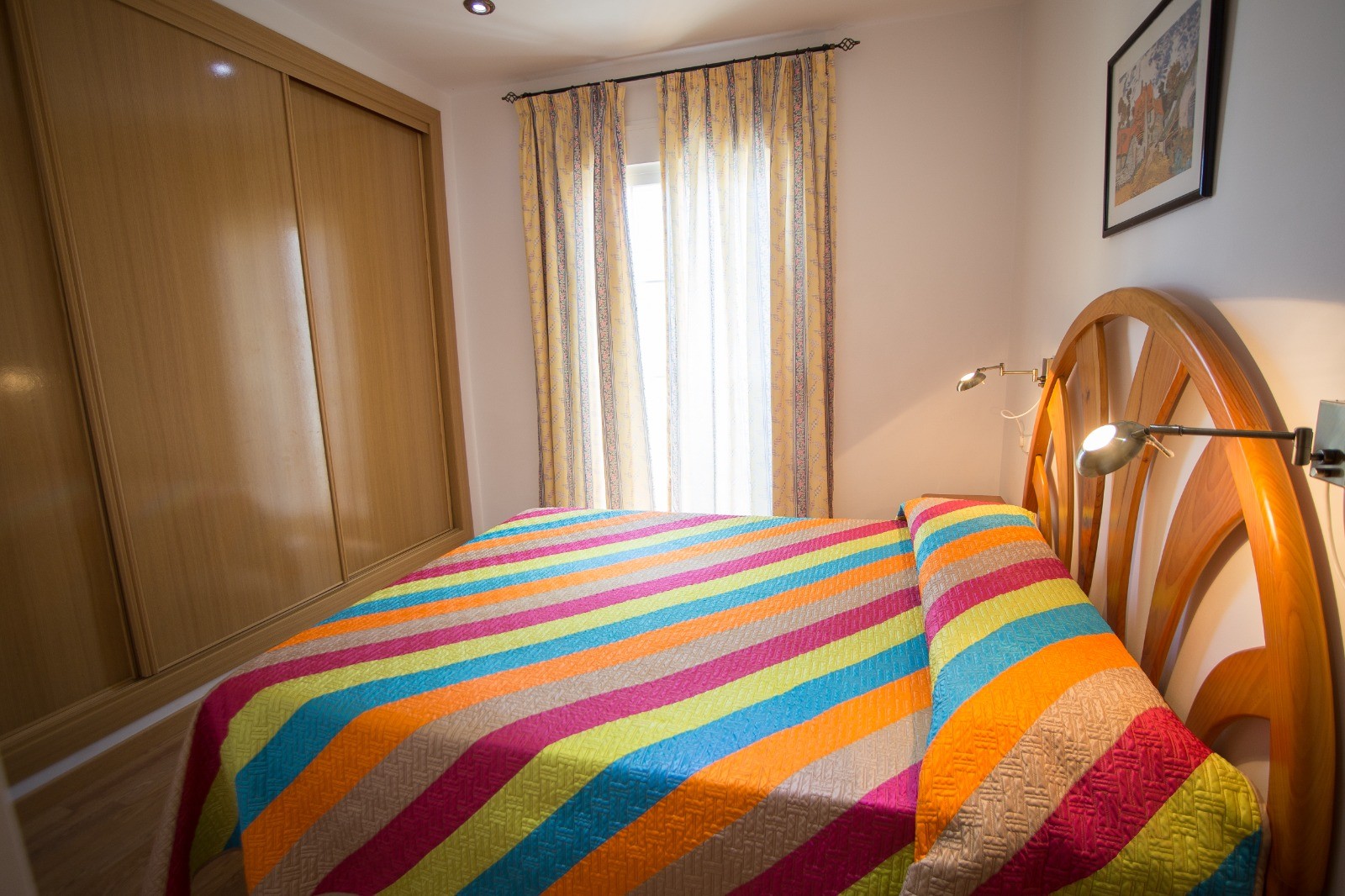 Piso de 4 Dormitorios y 2 Baños en venta en Coin