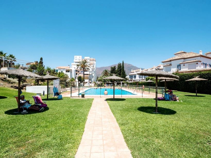 2 Bed, 2 Bath - Apartment Holiday Rental in La Alqueria, Estepona