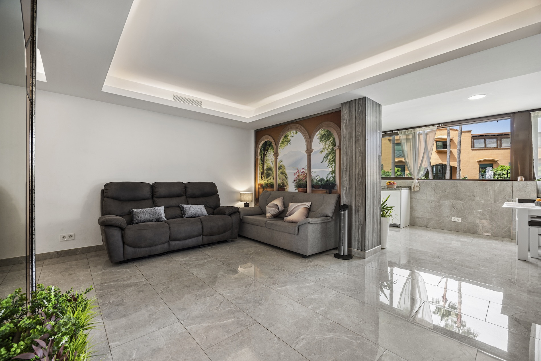 Piso de 2 Dormitorios y 2 Baños en venta en Marbella