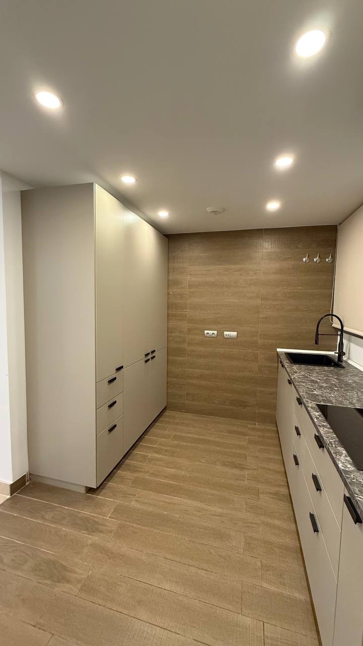 Piso de 3 Dormitorios y 2 Baños en venta en San Pedro de Alcántara