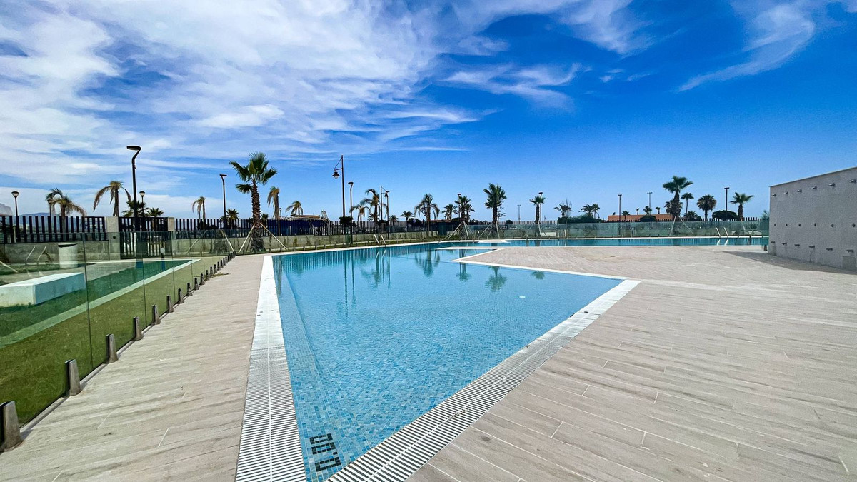 Piso de 3 Dormitorios en venta en Torremolinos