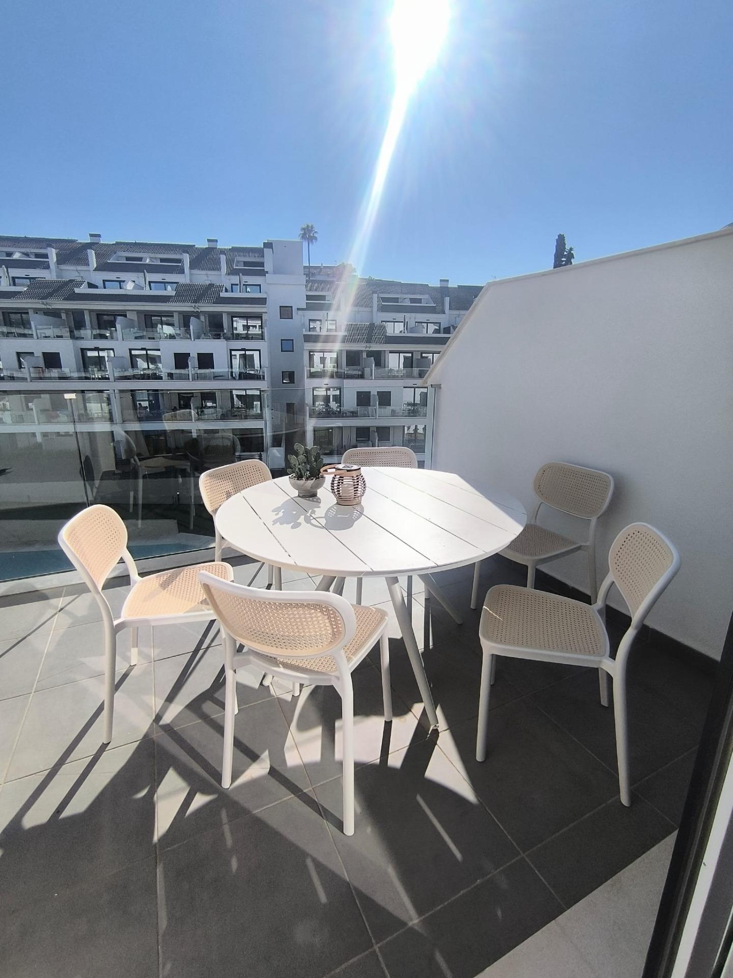 2 Bed - Apartment for Rent in Torreblanca del Sol, Fuengirola
