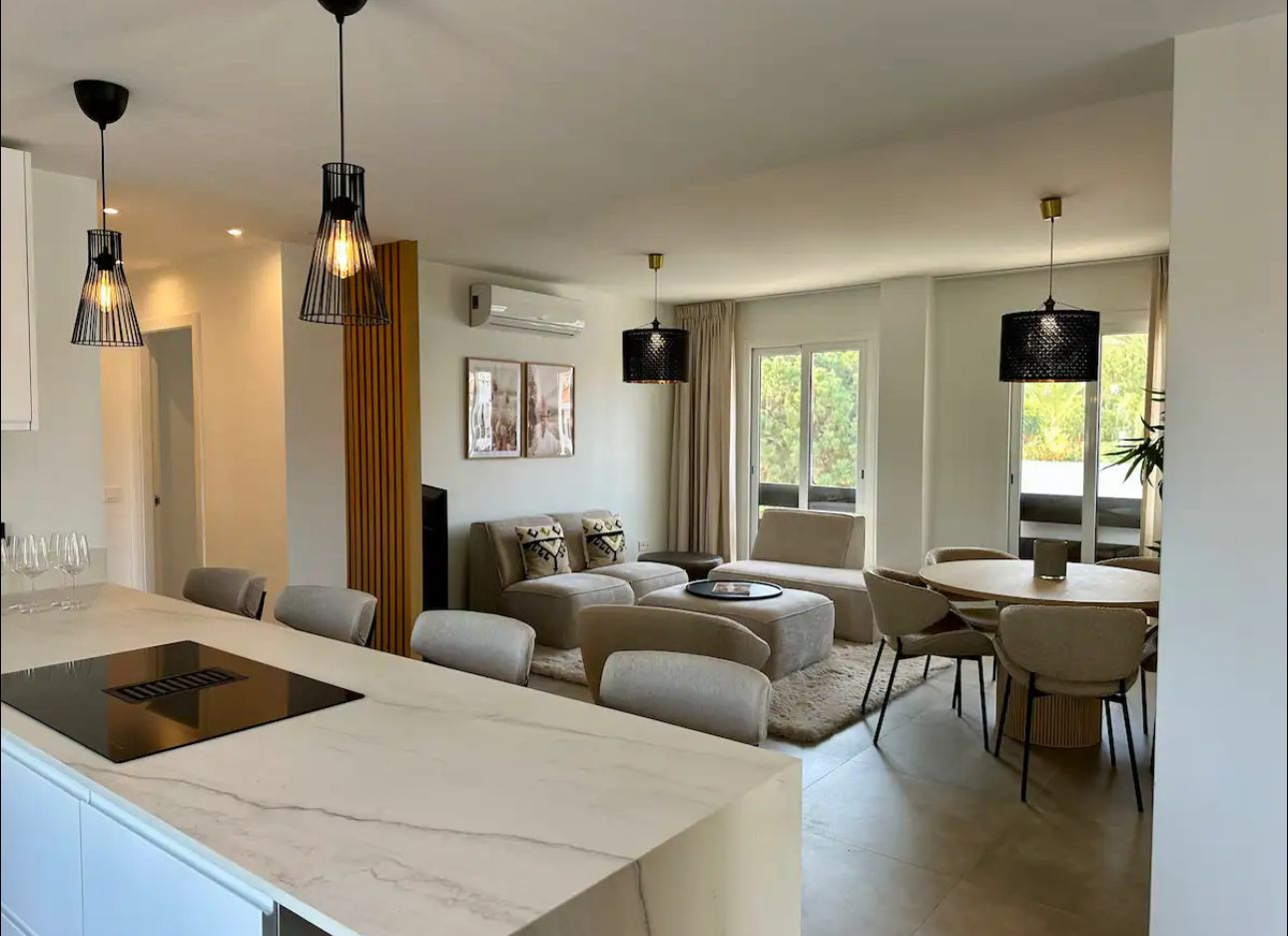4 Bed, 3 Bath - Penthouse for Rent in Nueva Andalucia, Marbella