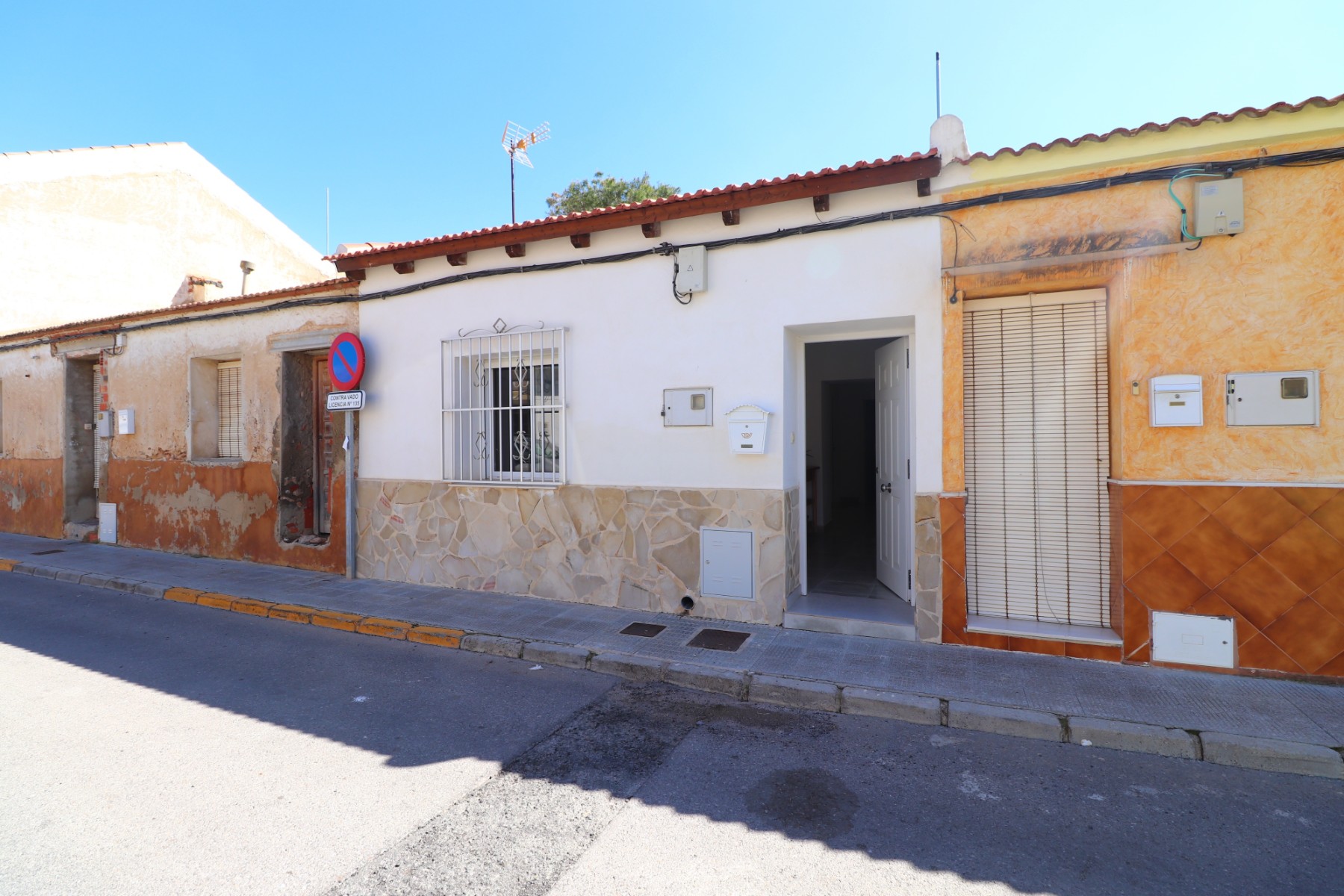 Casa de 2 Dormitorios y 1 Baño en venta en Benijófar