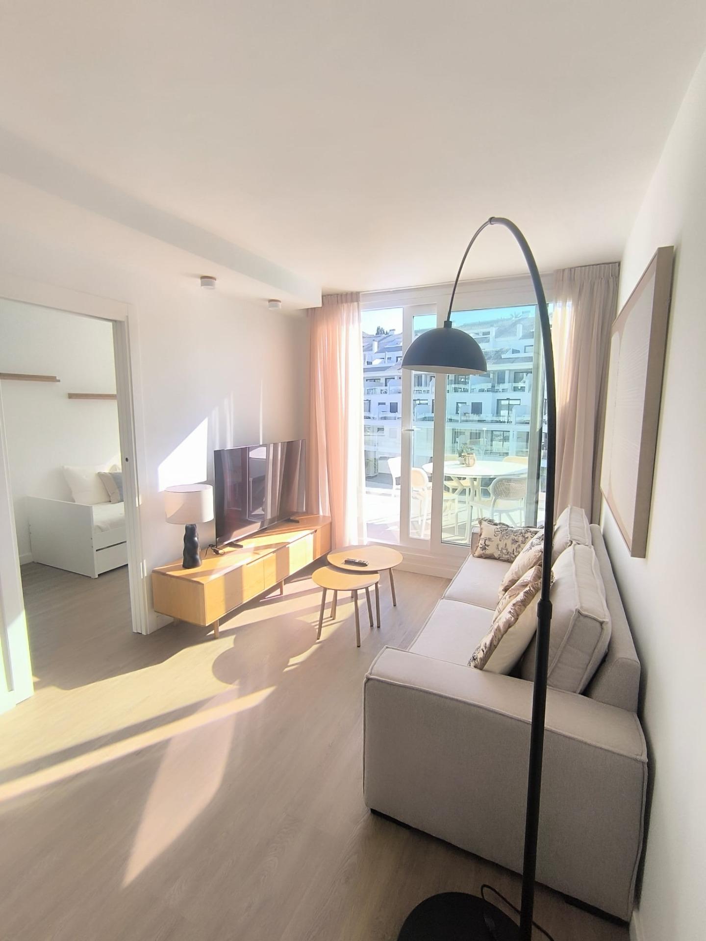 2 Bed - Apartment for Rent in Torreblanca del Sol, Fuengirola
