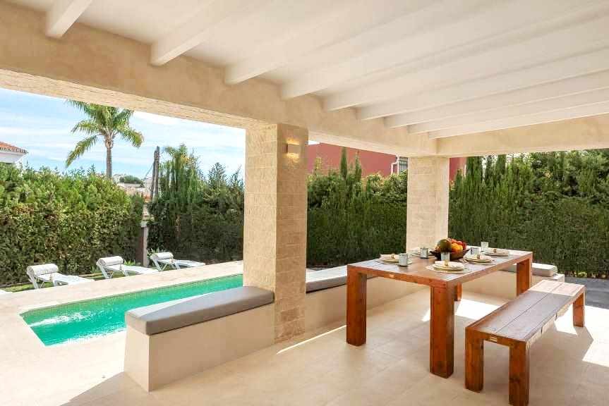 Casa de 5 Dormitorios en alquiler vacacional en Marbella Centro