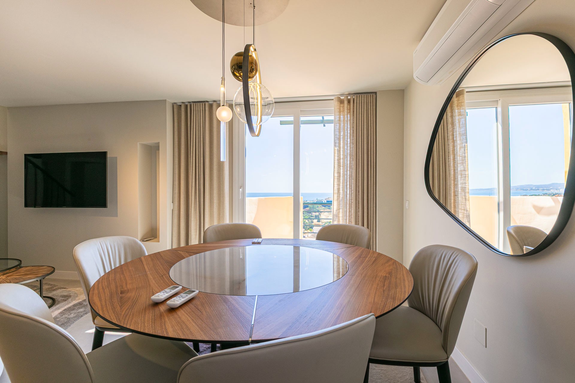 Ático de 3 Dormitorios y 2 Baños en venta en Puerto Banús, Marbella