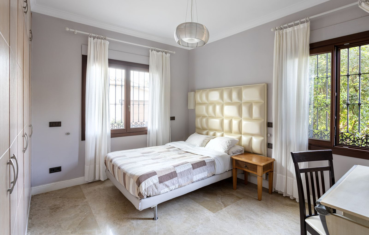 6 кровать 4 ванна Вилла для продажи в Elviria, Marbella