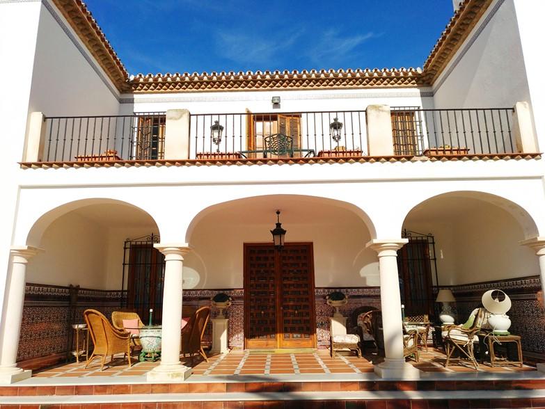 Casa de 12 Dormitorios y 8 Baños en venta en Málaga Centro