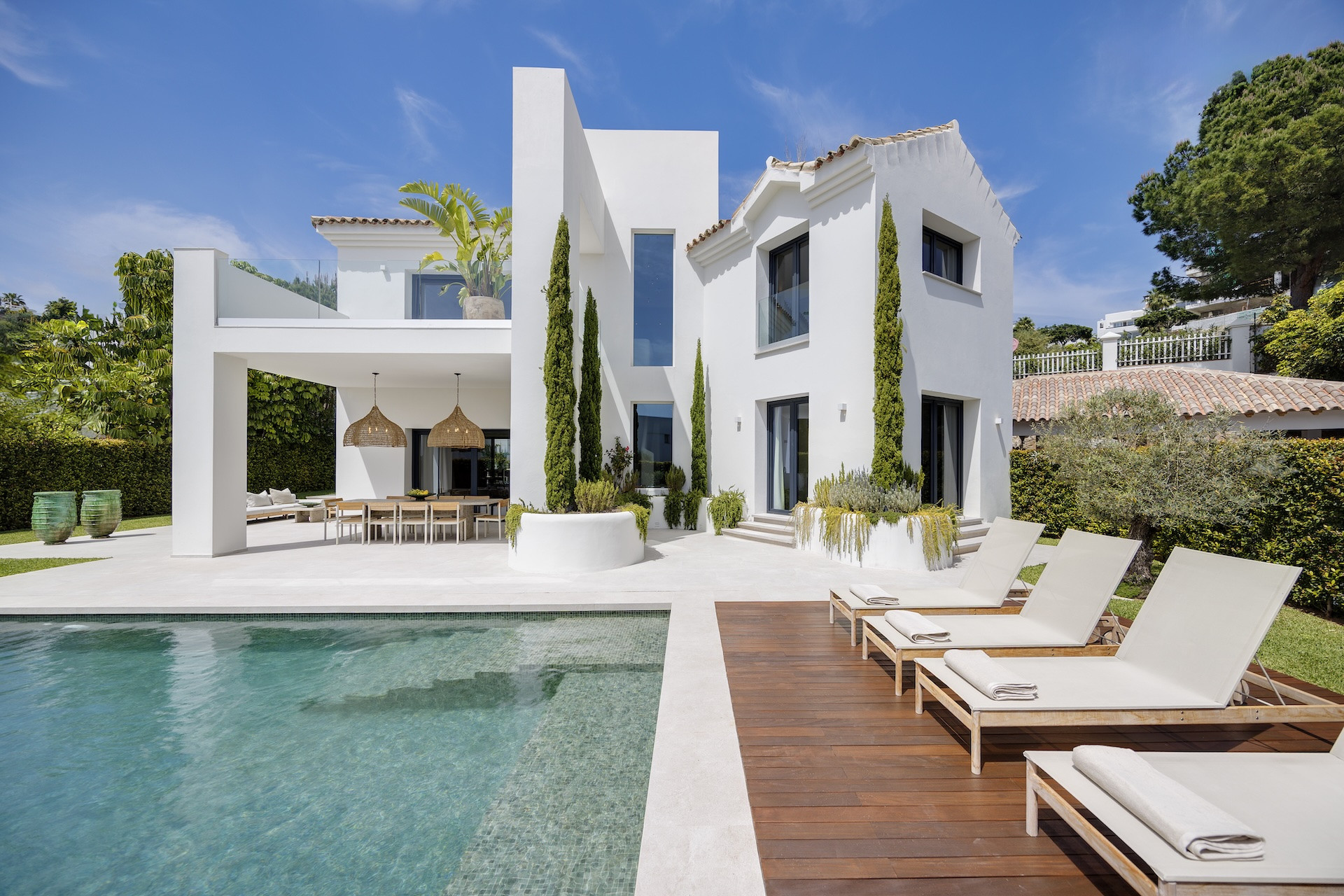 4 спални, 4 бани - Вила за продажба в La Alqueria, Benahavis